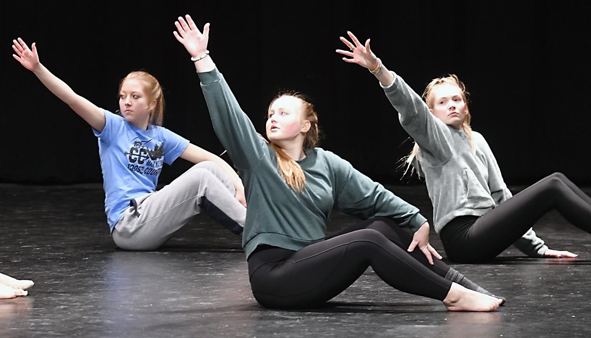 East dance 2